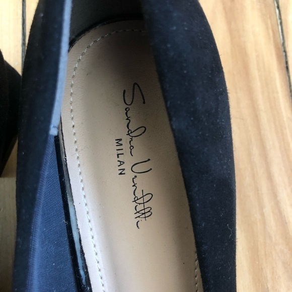 Sandra Vendetti Milan Faux Suede Low Heeled Pumps Size 8 - Picture 6 of 8